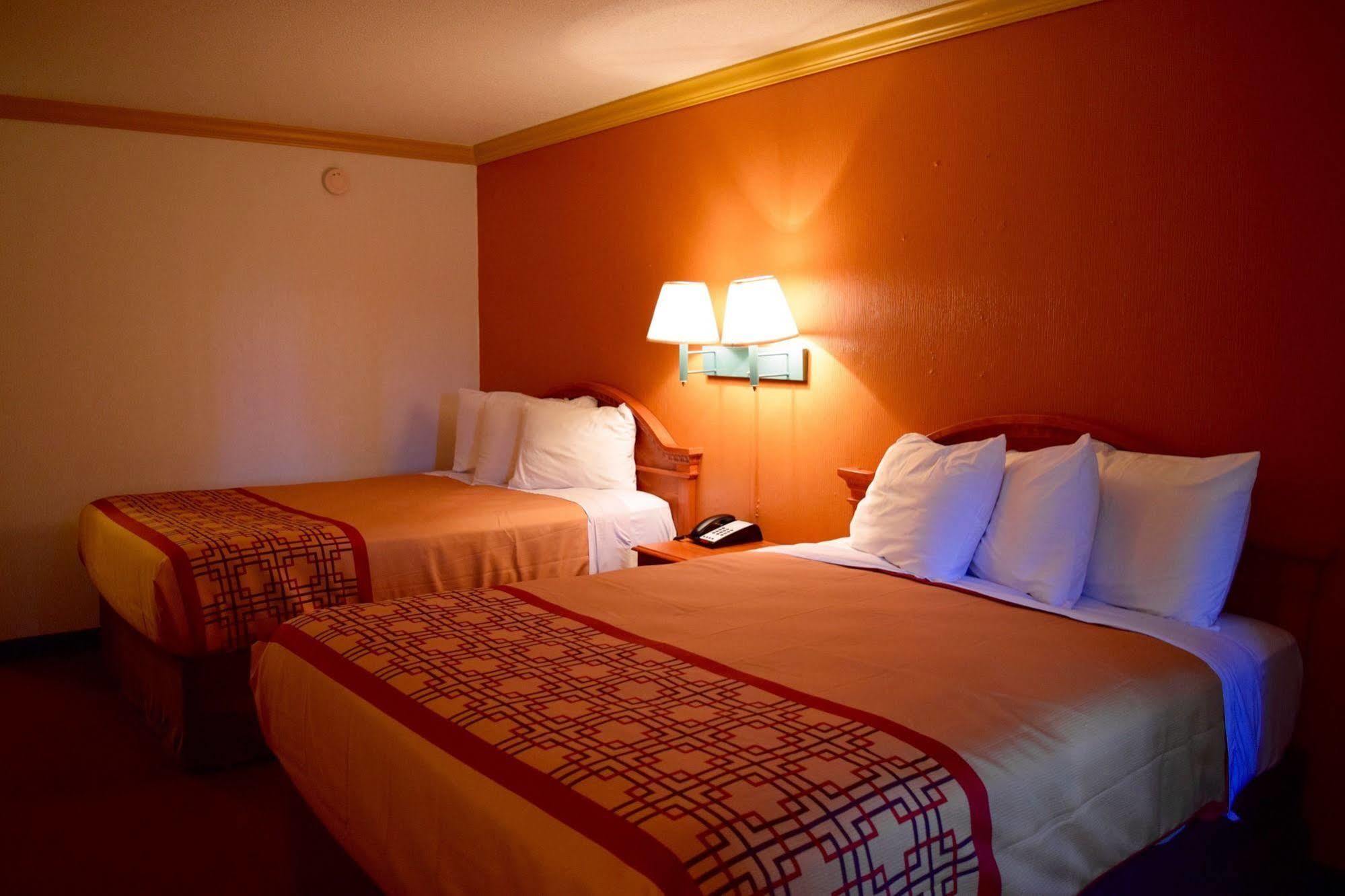 Snelling Motor Inn Mendota Eksteriør billede